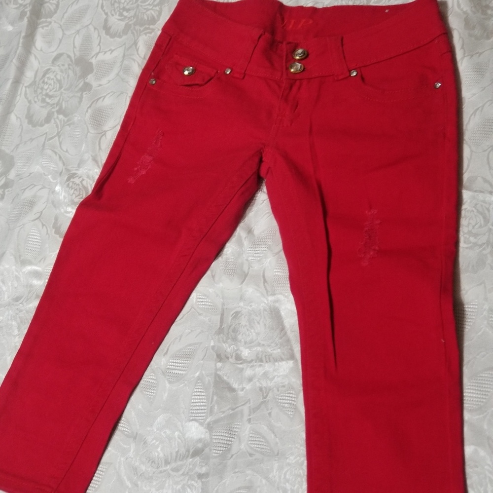 V.I.P Womens Red Capri Denim Distressed Pants